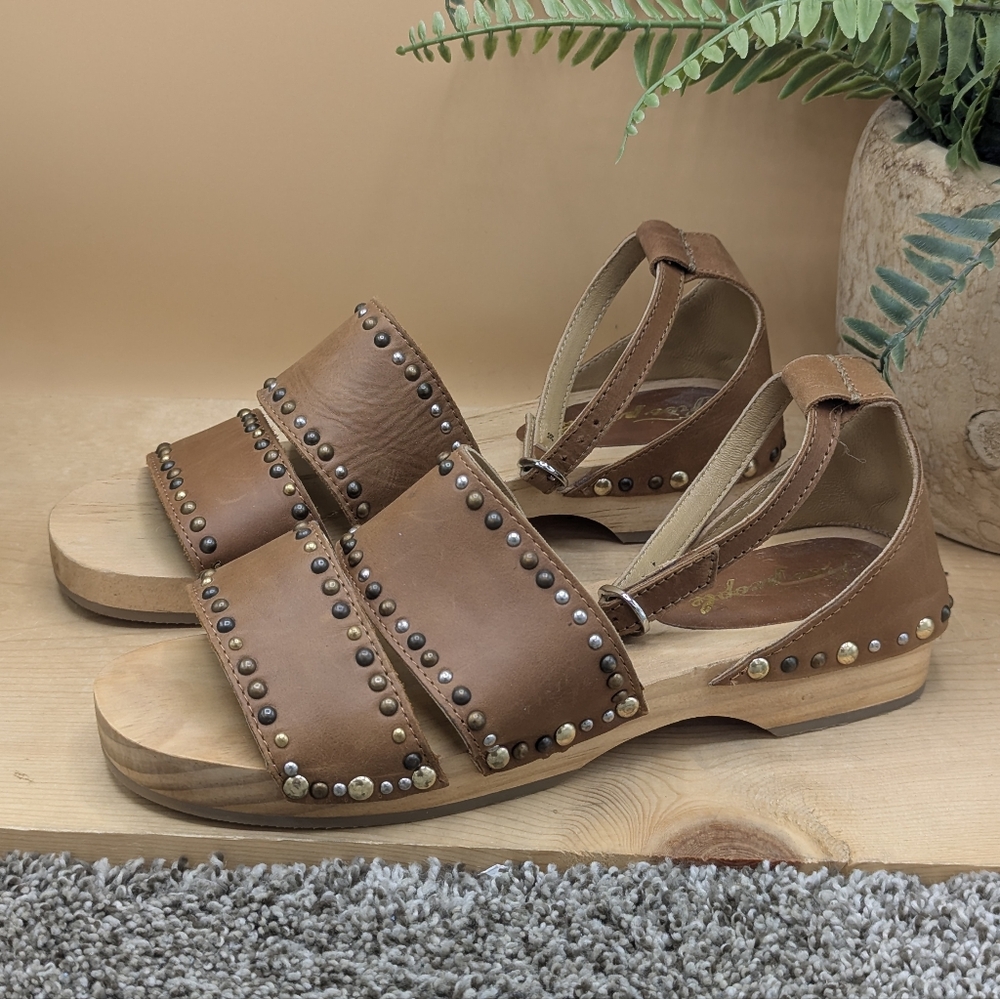 Free People Wooden Sole Leather Heel Strap Sandals Women's Size 38 Shoes